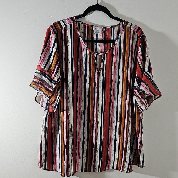 Striped Multicolor Women's Top By VAN HEUSEN. Size XXL/TTG. Excelent Condion. - Picture 1 of 7